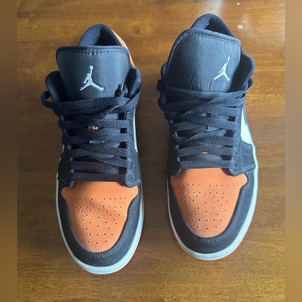 Jordan Nike low